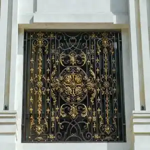 ساخت مدل های متنوع حفاظ پنجره در کرمان &ndash; از فرفورژه تا حفاظ پنجره ضد سرقت