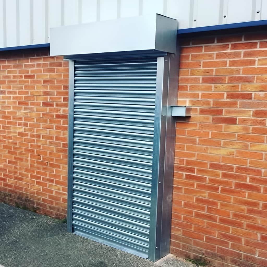 نصب سیستم UPS کرکره برقی درب ورودی آپارتمان در کرمان