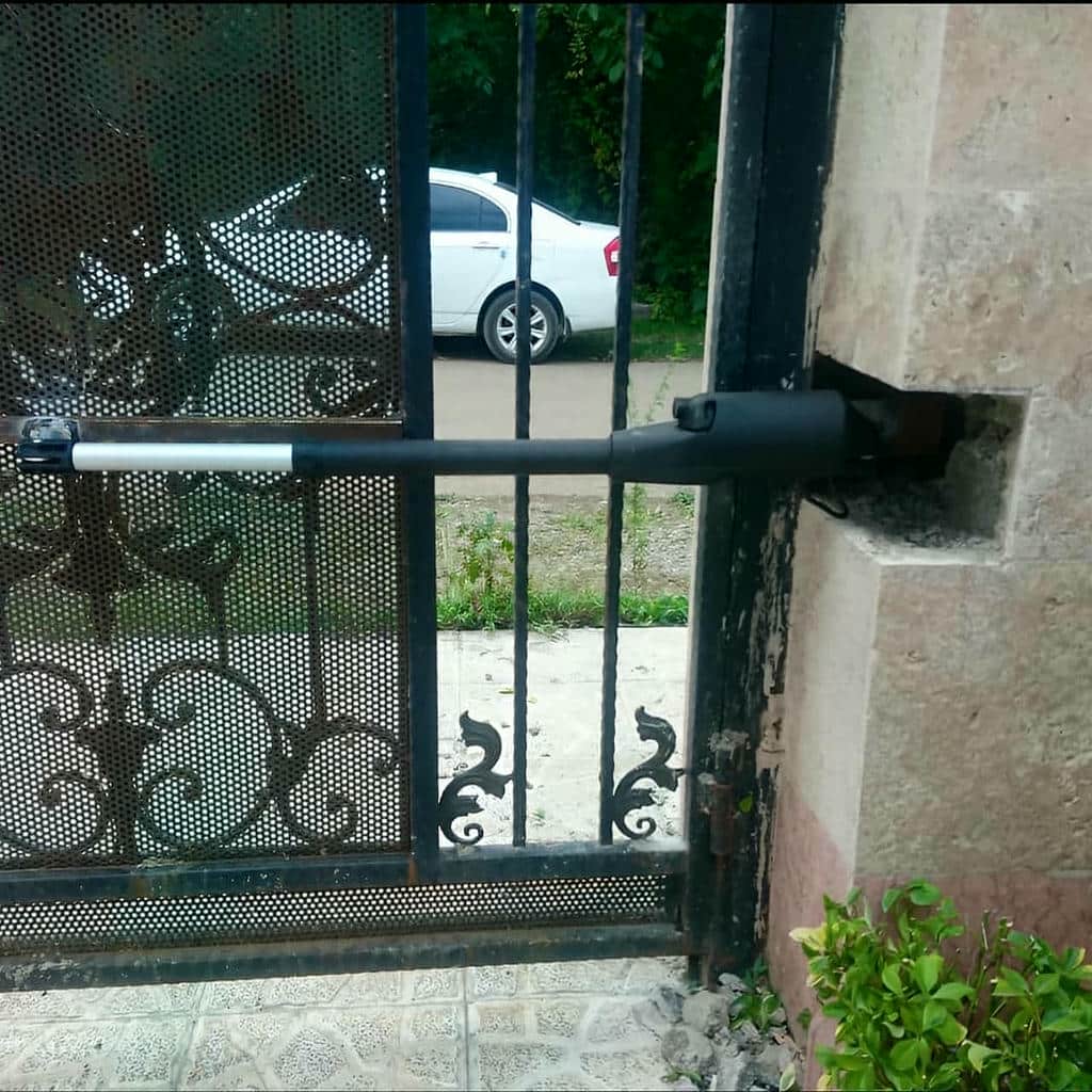 جک پارکینگی هوشمند کرمان با هماهنگی برد و ماژول ارتباطی