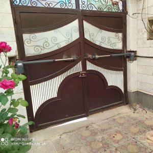 تعمیر جک درب پارکینگ در کرمان با بررسی برد کنترل و برق