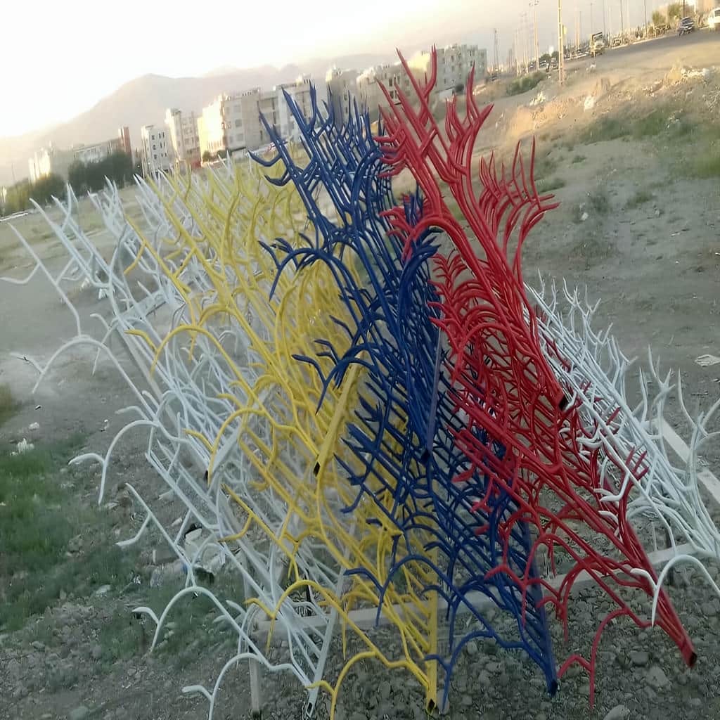 خدمات نصب حفاظ دیوار پرتراکم خمکاری شده از بررسی تا اجرا در کرمان