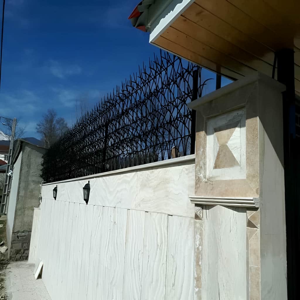 نصب حفاظ دیوار پرتراکم خمکاری شده با بررسی بستر در کرمان