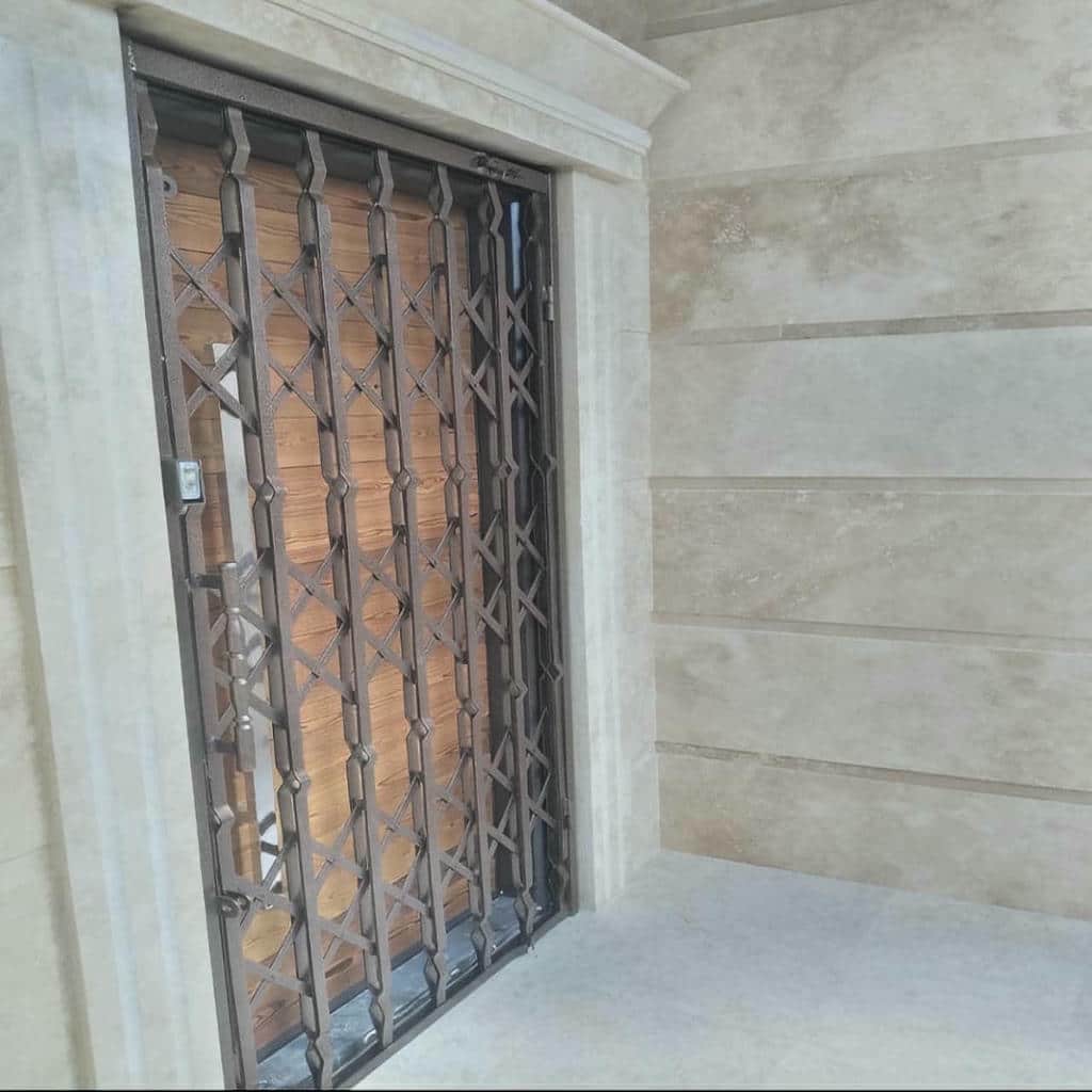 خرید حفاظ پشت درب آپارتمان ریلی با مشاوره در کرمان خرید حفاظ پشت درب آپارتمان ریلی با مشاوره در کرمان