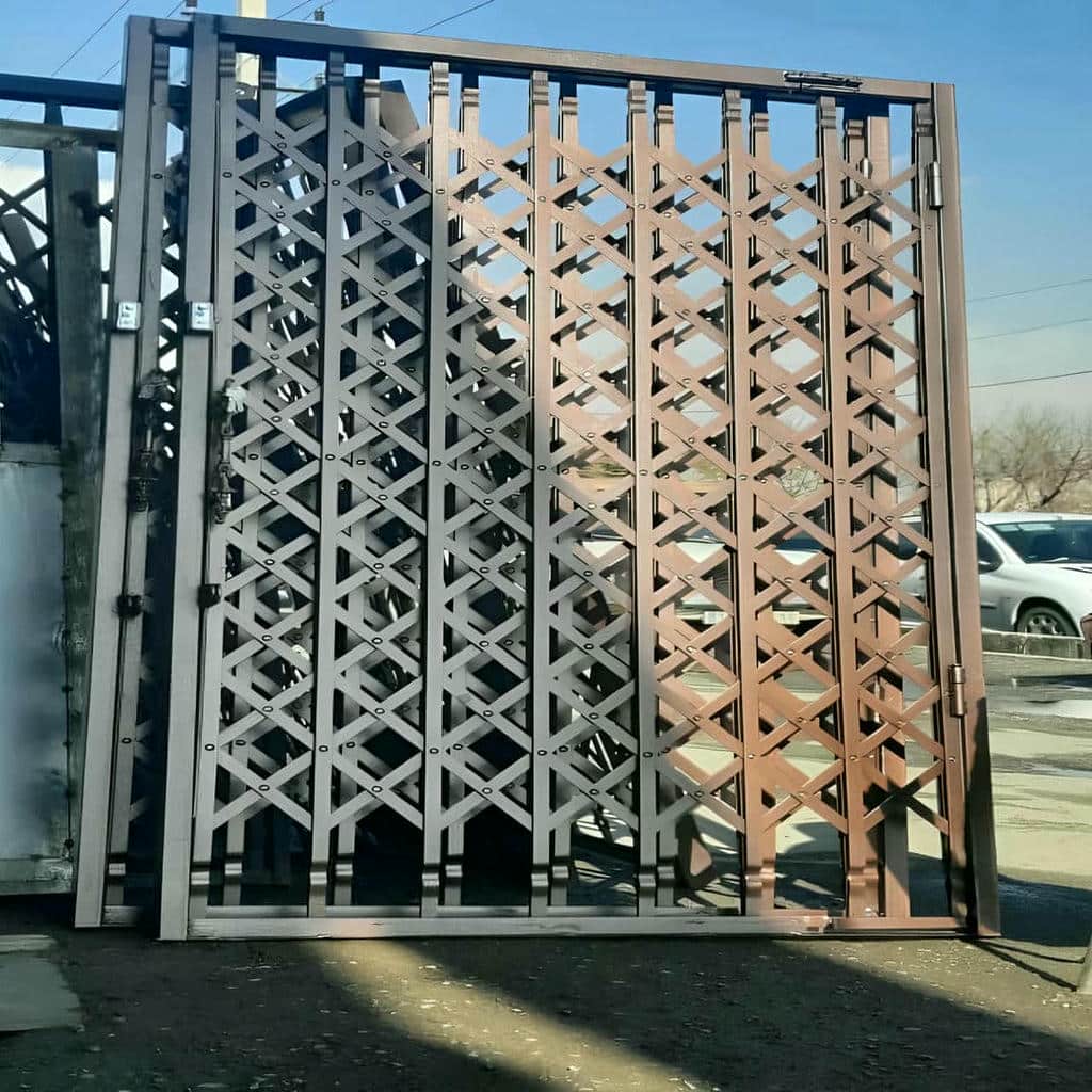 خرید درب آکاردئونی با قفل کتابی مخفی و مشاوره در کرمان