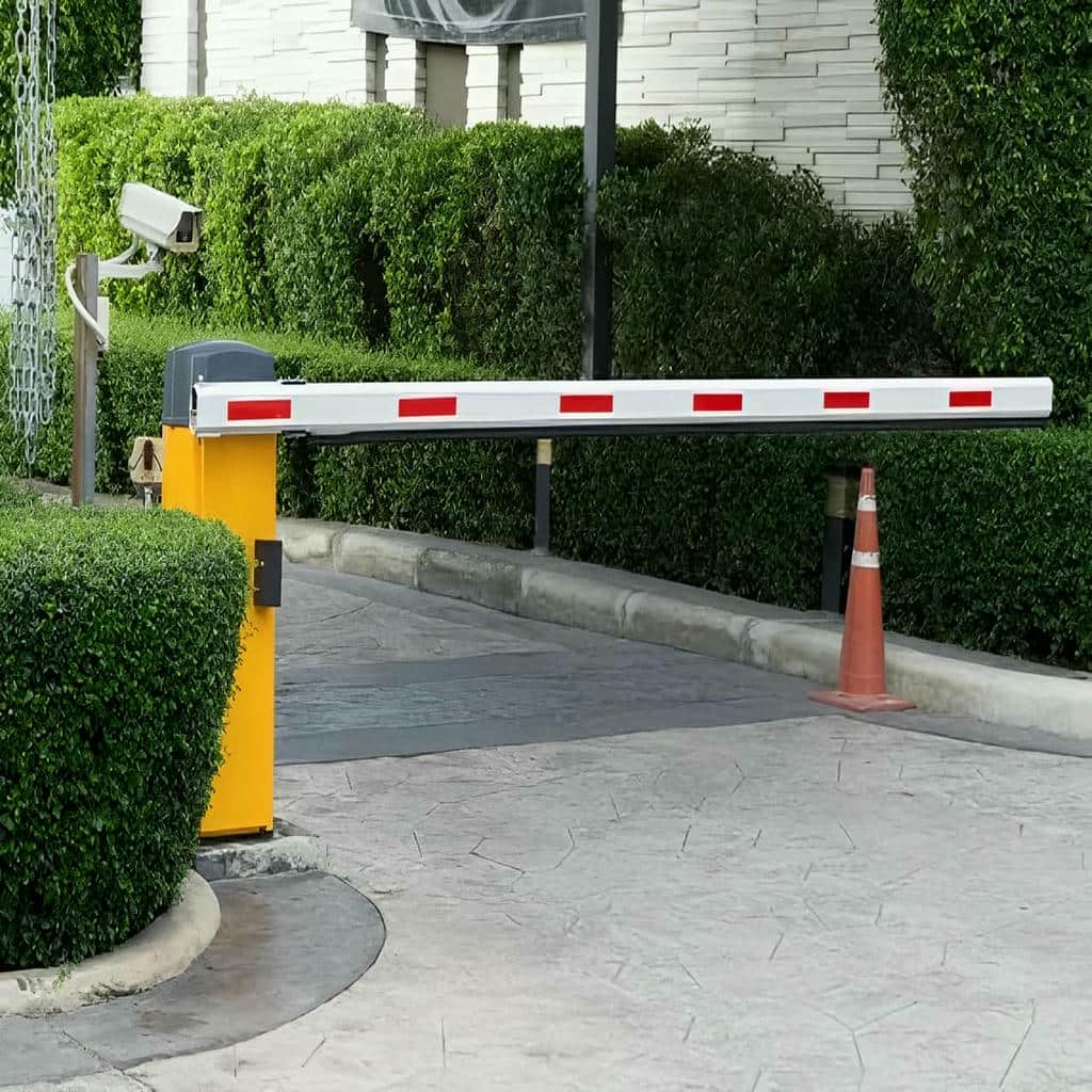 نصب راهبند پرتردد شهرک صنعتی با فتوسل در کرمان