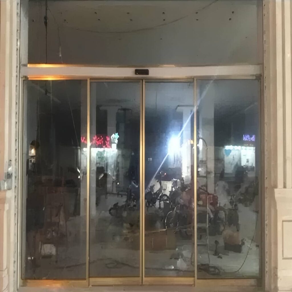 خرید درب اتوماتیک شیشه ای تلسکوپی عرض کم در کرمان