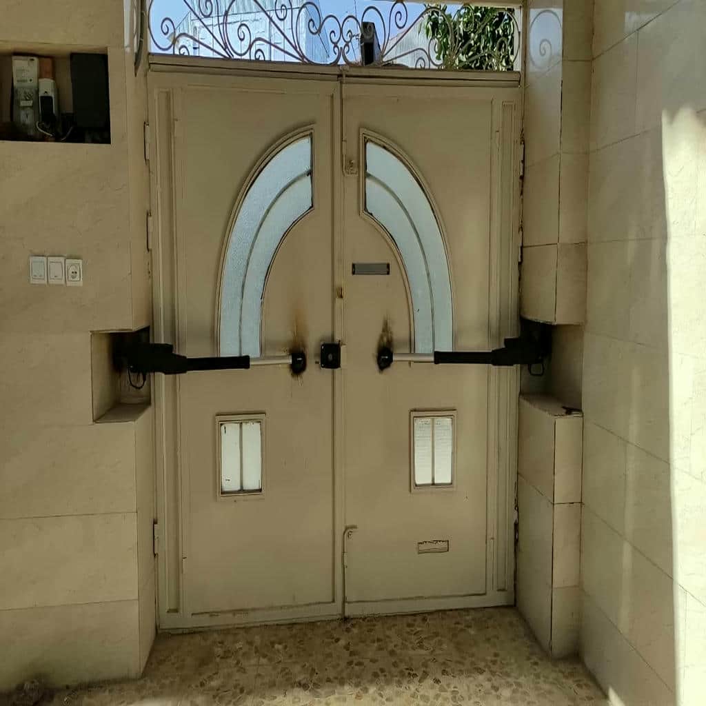 خدمات جک درب پارکینگ هیدرولیک صنعتی در کرمان