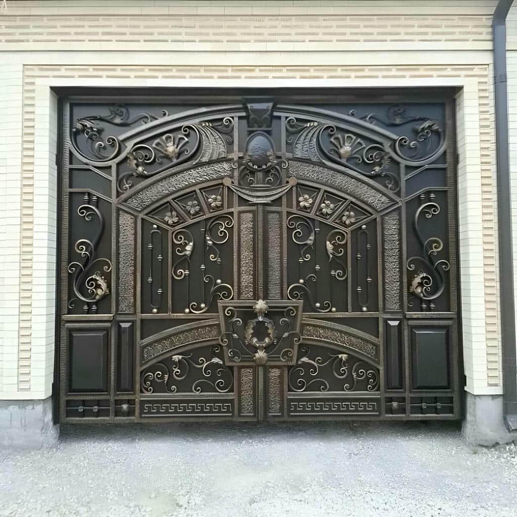 خدمات اجرای درب فلزی ریلی باغ در کرمان