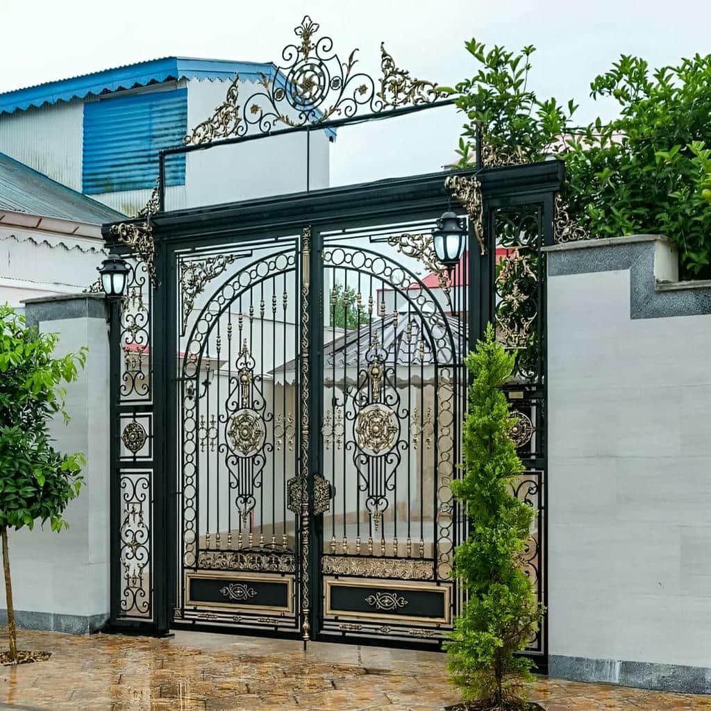 نصب درب ورق پانچ دولنگه با الگوی هماهنگ در کرمان نصب درب ورق پانچ دولنگه با الگوی هماهنگ در کرمان