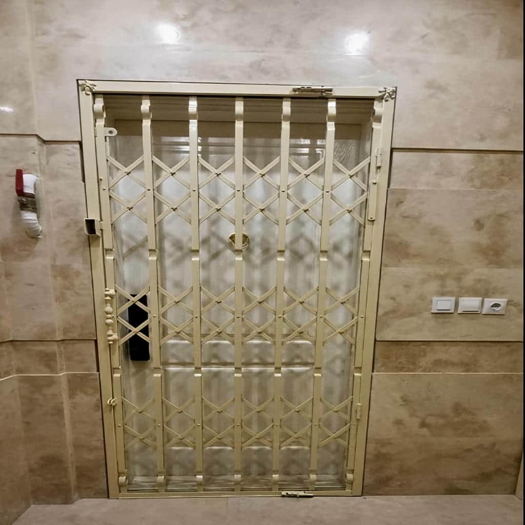حفاظ آکاردئونی کرمان با بدنه مشکی مقاوم