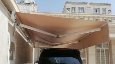 سایبان بازویی بالکن ساختمان در کرمان
