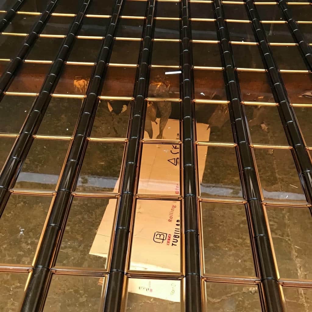 کرکره پلی کربنات کرمان نمای ورودی مغازه