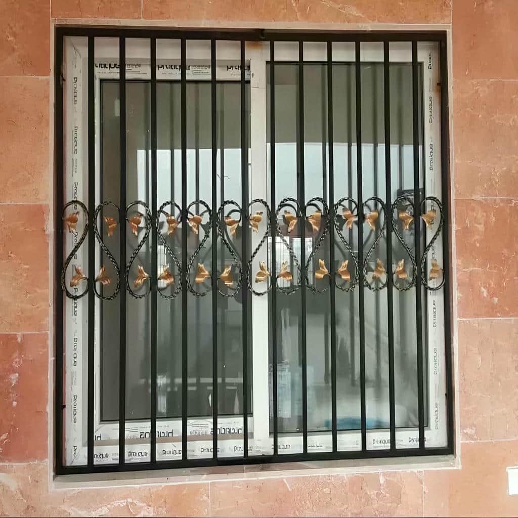 نرده پنجره مقاوم در برابر باران در کرمان