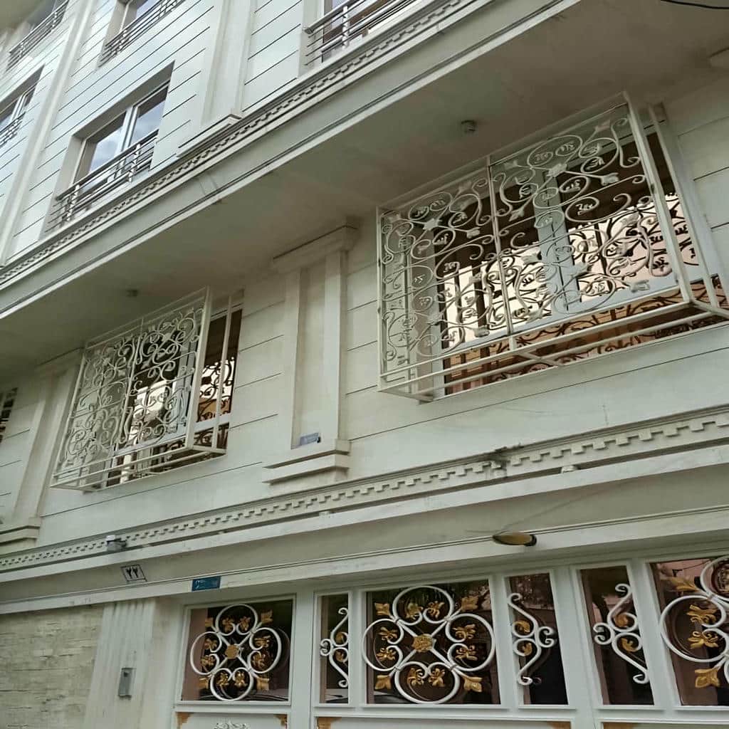 گارد پنجره دوجداره کرمان با پوشش رنگی مقاوم
