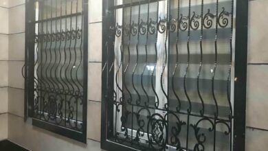 حفاظ پنجره گلنرده مشکی با فرم ساده کرمان