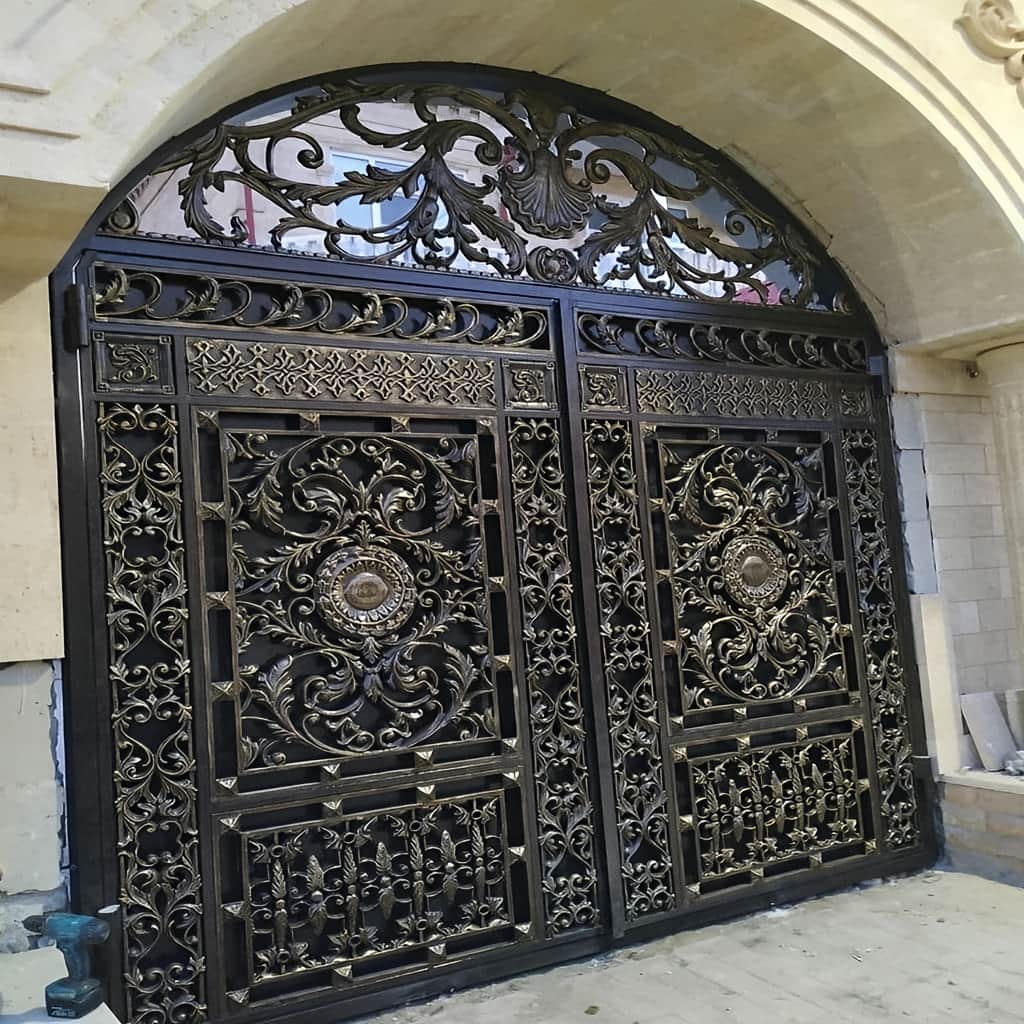 مرکز عرضه و اجرای درب حیاط برای خانه و آپارتمان در کرمان