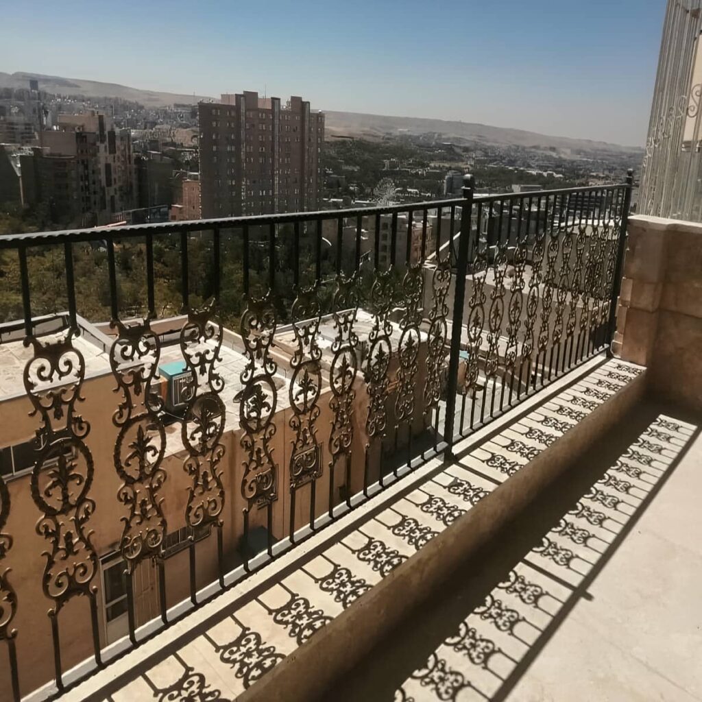 نرده راه پله سفارشی در کرمان